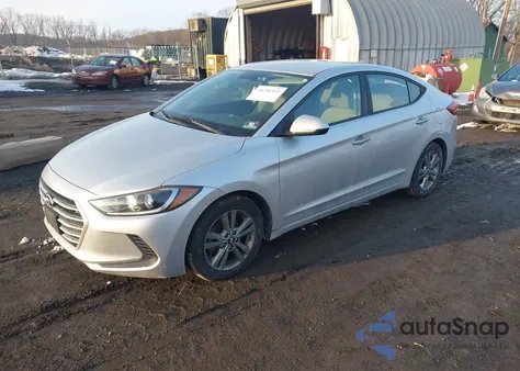 2017 Hyundai Elantra Se z USA, uszkodzony, nr VIN 5NPD84LFXHH142033